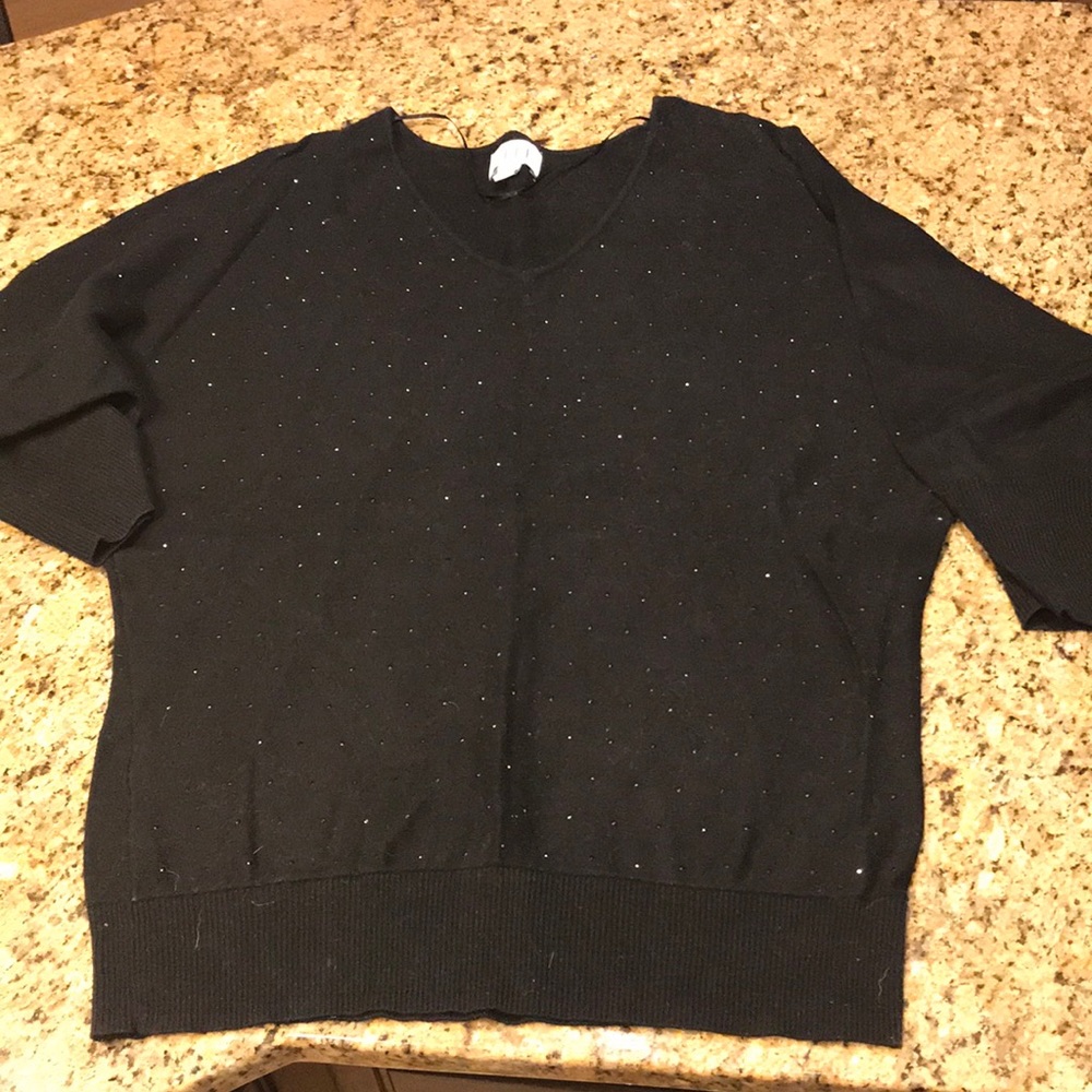 Size Med Elle sweater in black